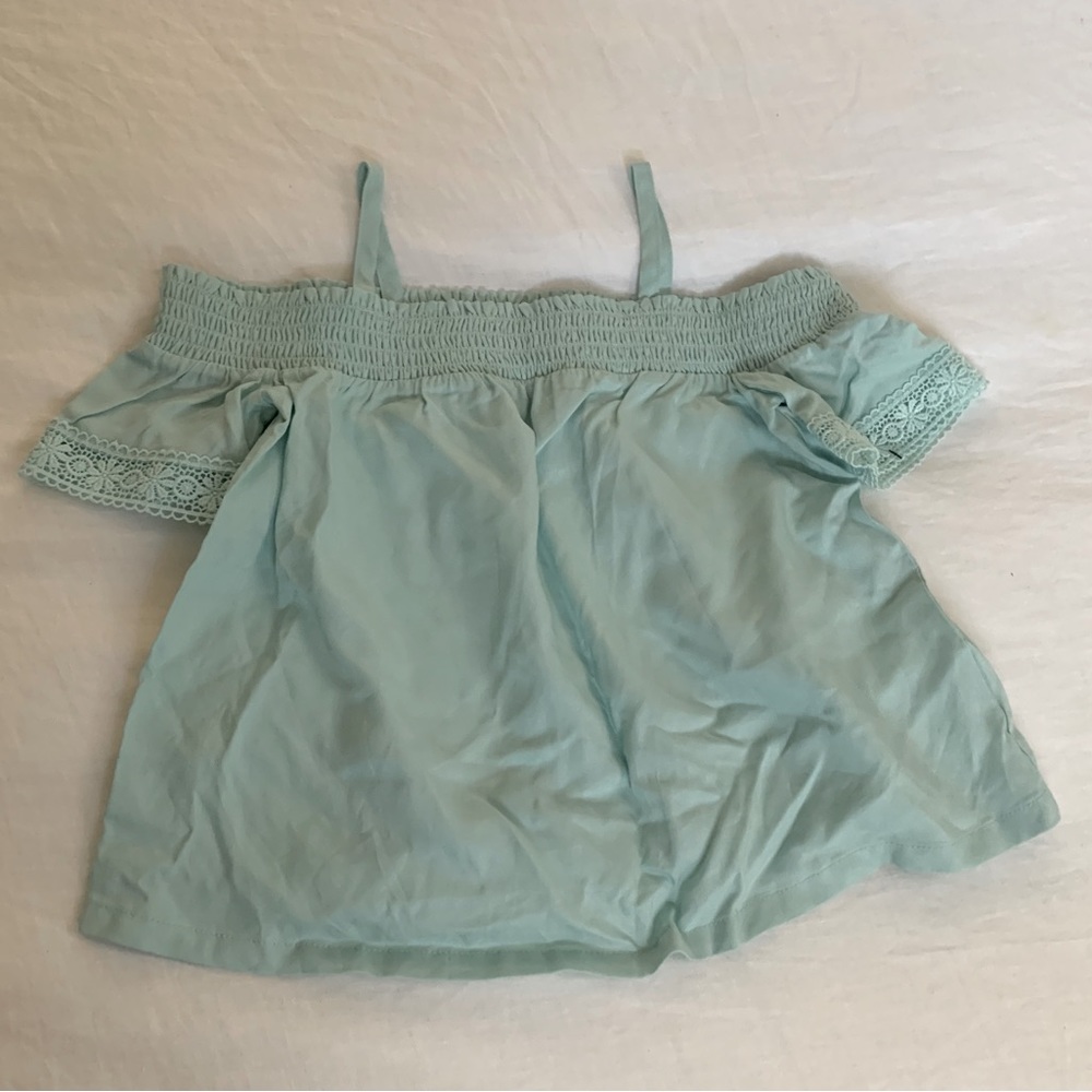 Art Class off shoulder top size 4t